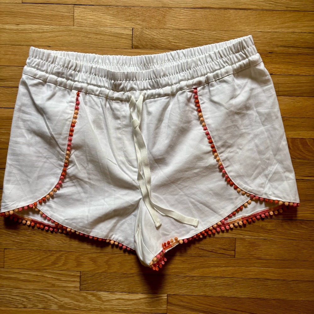 NWT Loft White High Rise‎ Pom Pom Fringe Pull On Shorts Women's Med Resort Chic